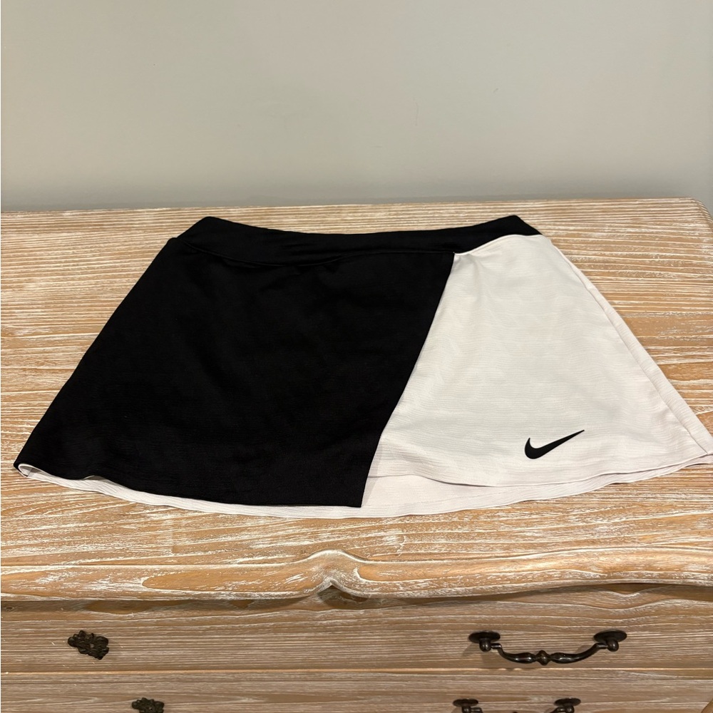 Nike Women's Black and White Maria Sharapova Skirt